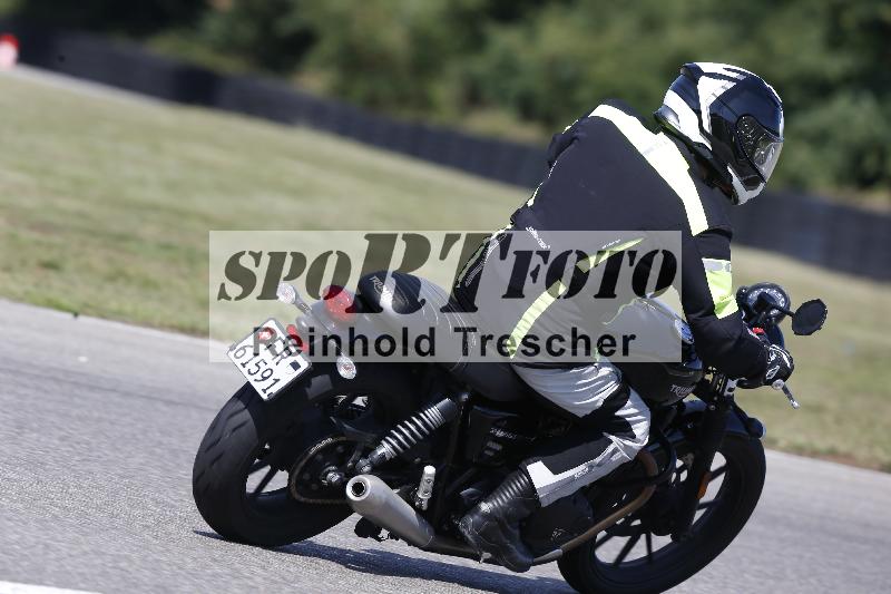 Archiv-2025/49 26.08.2025 Cornu Master School ADR/gruen-vert/53